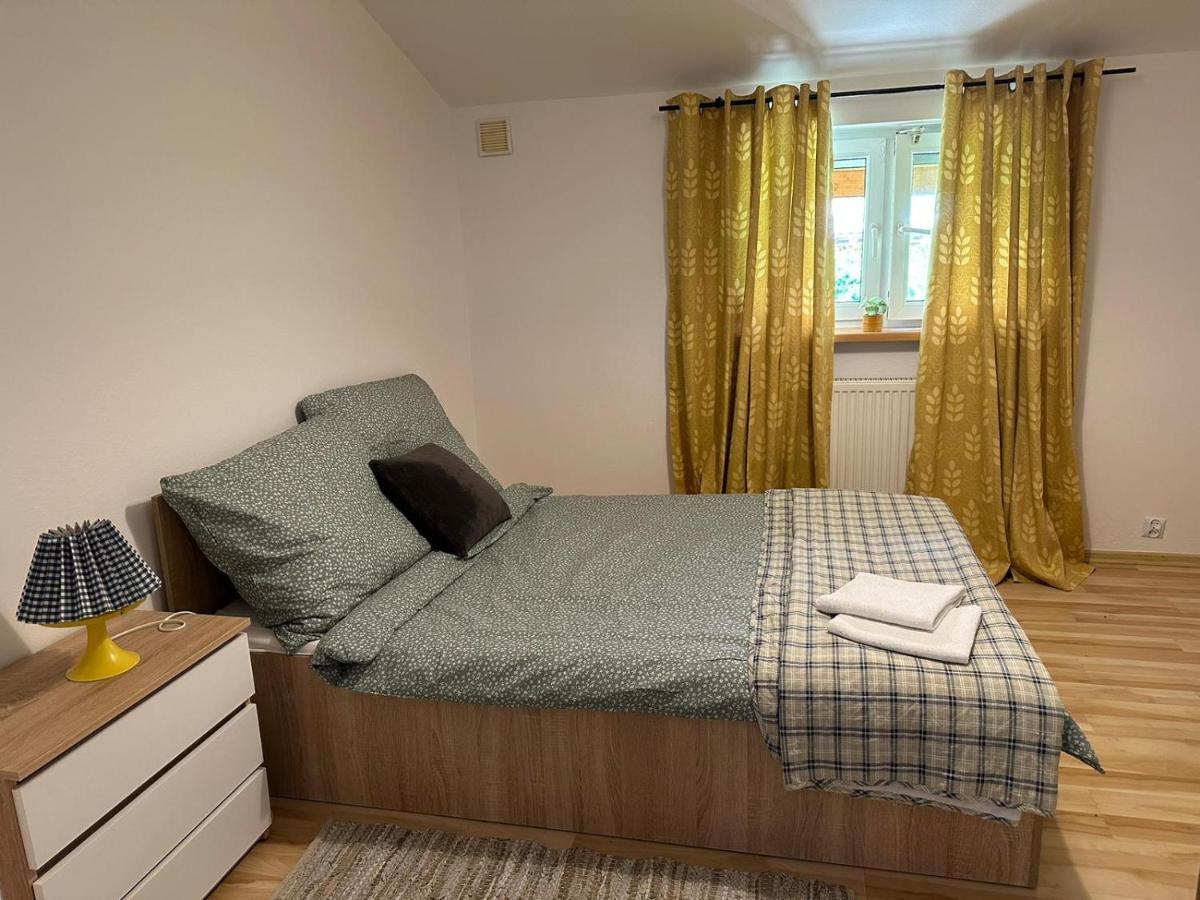 Mirabella House Apartment Rzeszow Bagian luar foto
