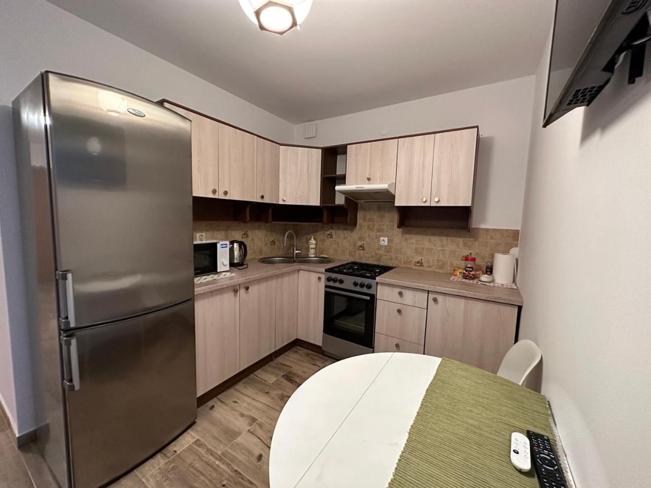Mirabella House Apartment Rzeszow Bagian luar foto